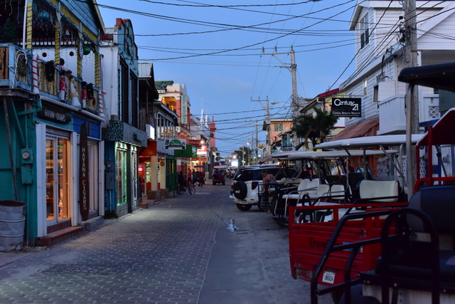 Walking down the streets of San Pedro 